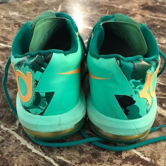 Kevin Durant’s KD Easter 6 - Picture 3 of 9